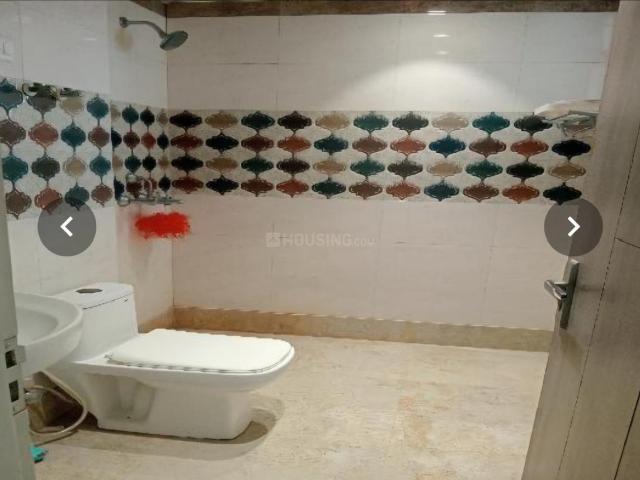 3 BHK Apartment in Indirapuram for rent Ghaziabad. The reference number is 21062005