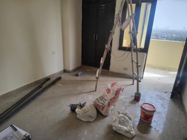 3 BHK Apartment in Indirapuram for rent Ghaziabad. The reference number is 21084205
