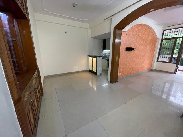 3 BHK Apartment in Indirapuram for rent Ghaziabad. The reference number is 21116554