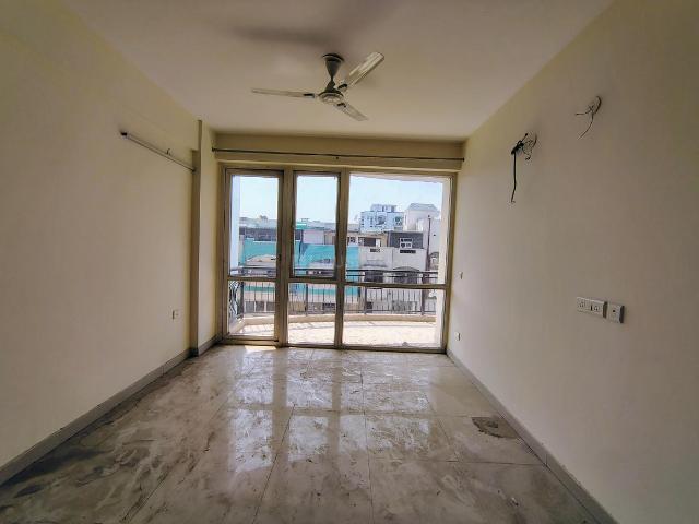 3 BHK Apartment in Indirapuram for rent Ghaziabad. The reference number is 21184432