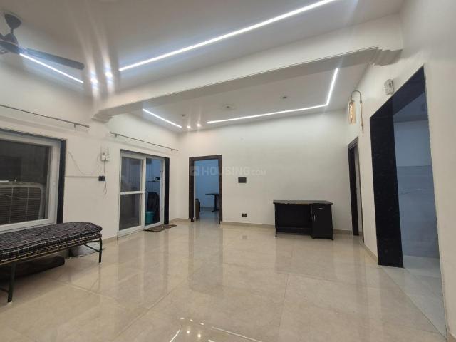 3 BHK Apartment in Indirapuram for rent Ghaziabad. The reference number is 21260828