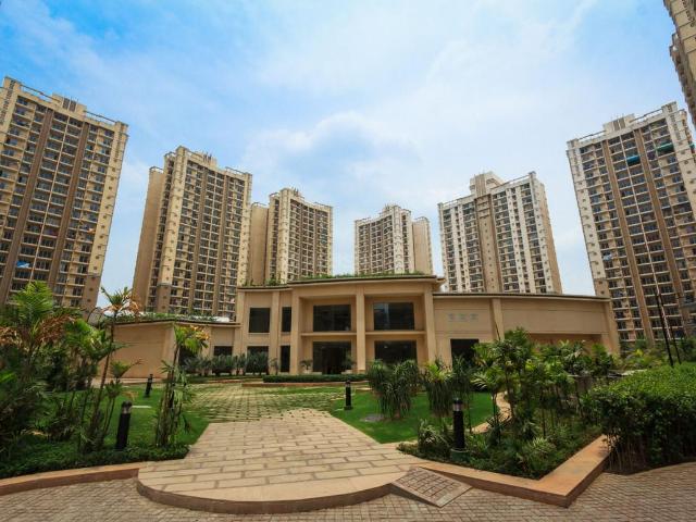 3 BHK Apartment in Indirapuram for rent Ghaziabad. The reference number is 21338840