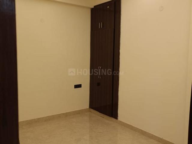 3 BHK Apartment in Indirapuram for resale Ghaziabad. The reference number is 19678153