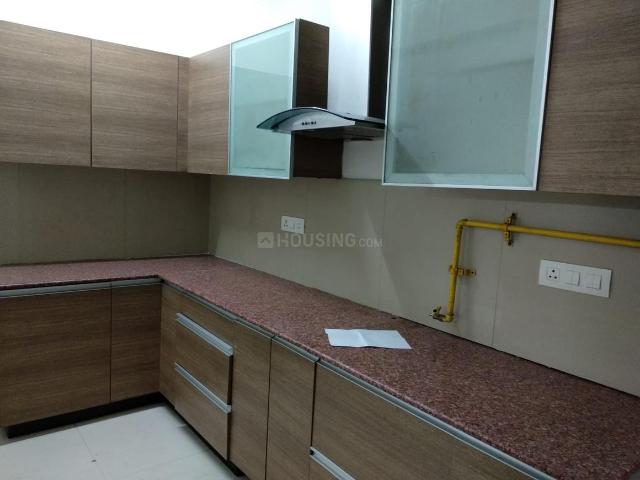 3 BHK Apartment in Indirapuram for resale Ghaziabad. The reference number is 19757257