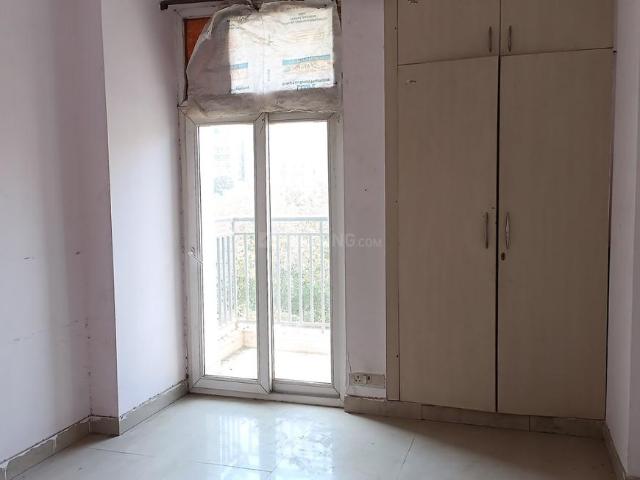 3 BHK Apartment in Indirapuram for resale Ghaziabad. The reference number is 19761267