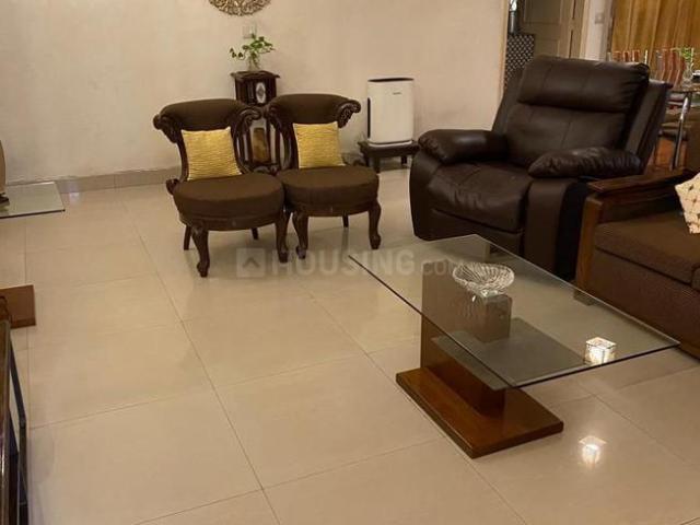 3 BHK Apartment in Indirapuram for resale Ghaziabad. The reference number is 19918796