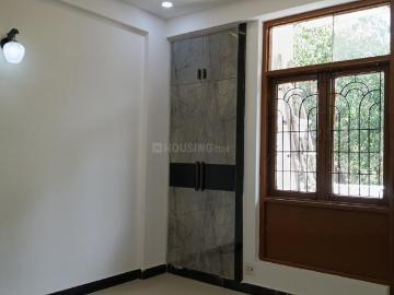 3 BHK Apartment in Indirapuram for resale Ghaziabad. The reference number is 19938644