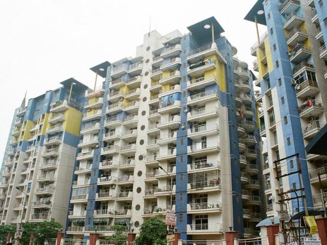 3 BHK Apartment in Indirapuram for resale Ghaziabad. The reference number is 20430263