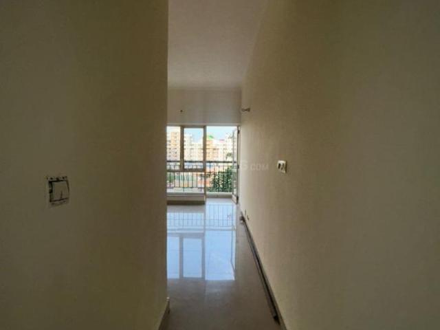 3 BHK Apartment in Indirapuram for resale Ghaziabad. The reference number is 20531461