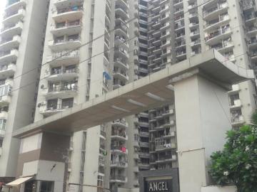 3 BHK Apartment in Indirapuram for resale Ghaziabad. The reference number is 20556119