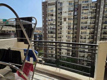 3 BHK Apartment in Indirapuram for resale Ghaziabad. The reference number is 20561171