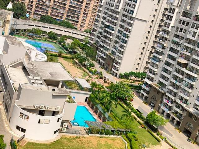 3 BHK Apartment in Indirapuram for resale Ghaziabad. The reference number is 20670486