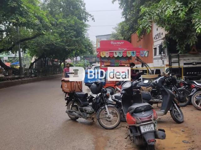 3 BHK Apartment in Indirapuram for resale Ghaziabad. The reference number is 20986602