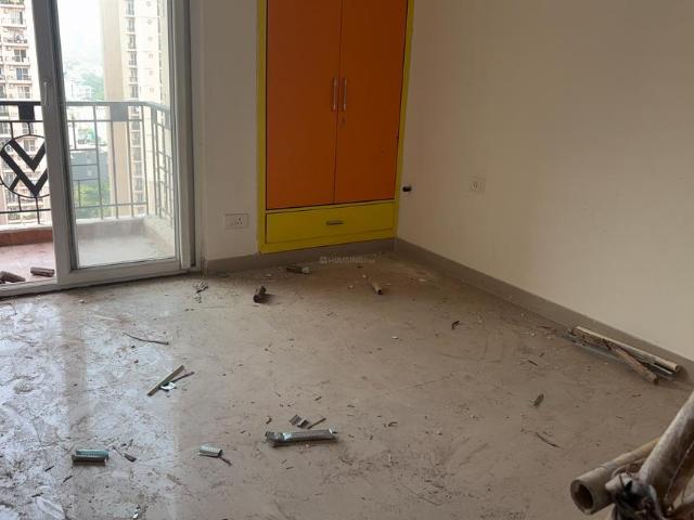 3 BHK Apartment in Indirapuram for resale Ghaziabad. The reference number is 21068814