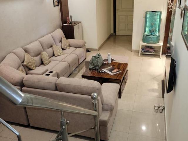 3 BHK Apartment in Indirapuram for resale Ghaziabad. The reference number is 21097471