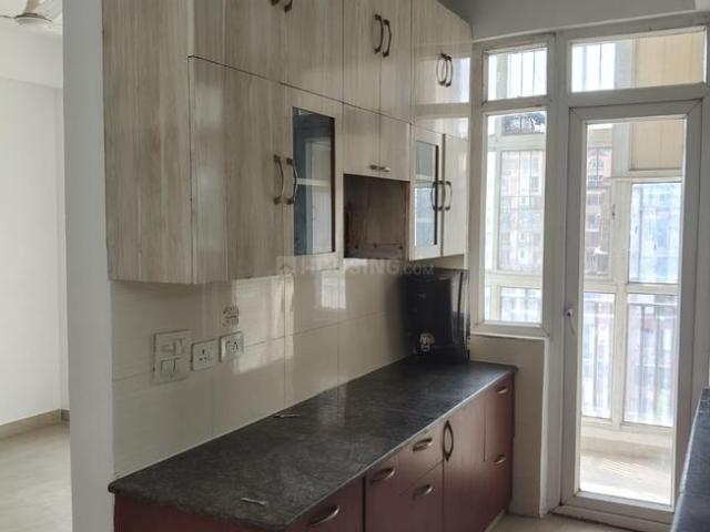 3 BHK Apartment in Indirapuram for resale Ghaziabad. The reference number is 21150200