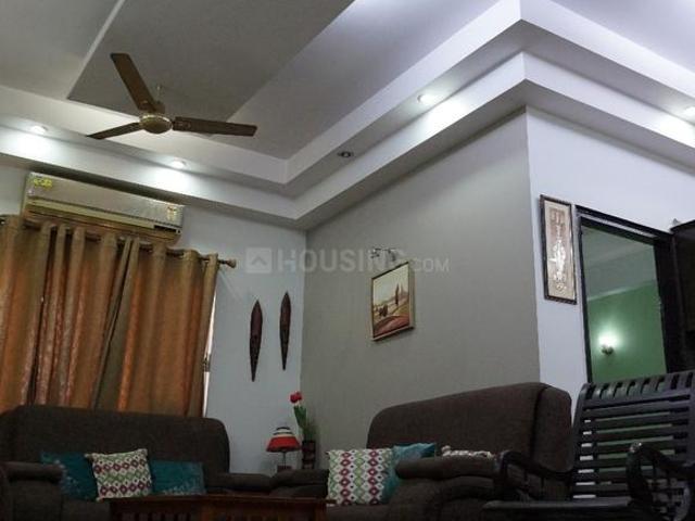 3 BHK Apartment in Indirapuram for resale Ghaziabad. The reference number is 21315558