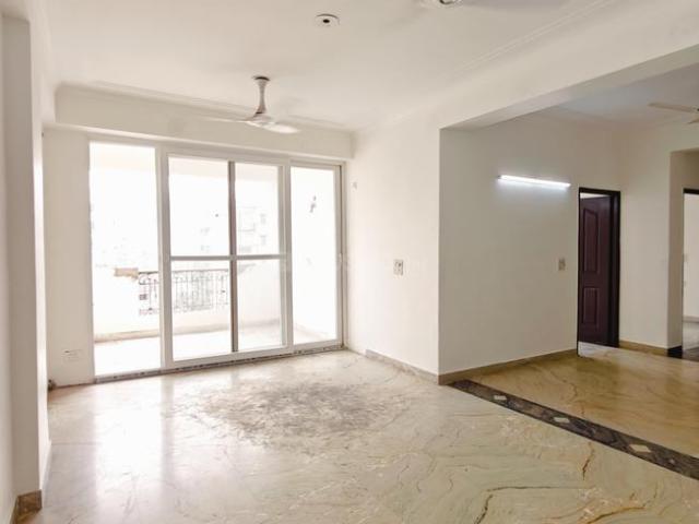 3 BHK Apartment in Indirapuram for resale Ghaziabad. The reference number is 21329825