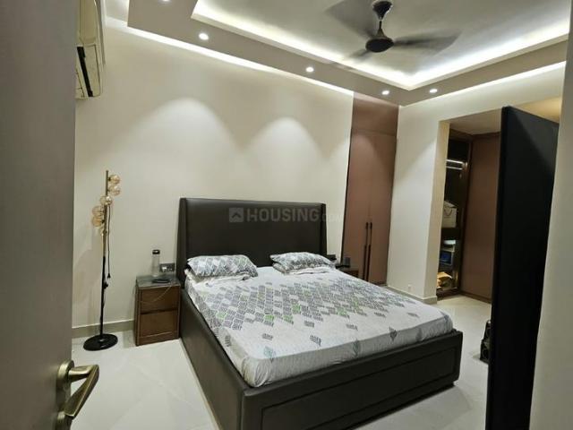 3 BHK Apartment in Indirapuram for resale Ghaziabad. The reference number is 21329926