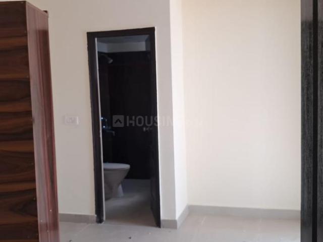 3 BHK Apartment in Indraprashtha Yojna for rent Ghaziabad. The reference number is 21242739
