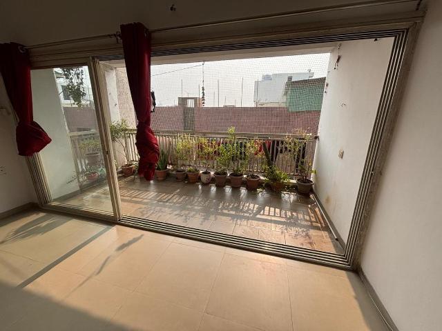 3 BHK Apartment in Jodhpur for rent Ahmedabad. The reference number is 19243419