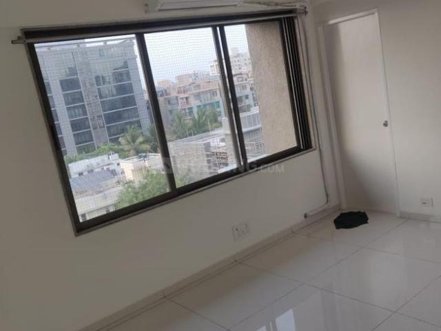 3 BHK Apartment in Jodhpur for rent Ahmedabad. The reference number is 20337295