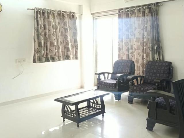 3 BHK Apartment in Jodhpur for rent Ahmedabad. The reference number is 21041286