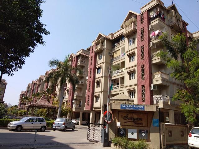 3 BHK Apartment in Jodhpur for resale Ahmedabad. The reference number is 20098039