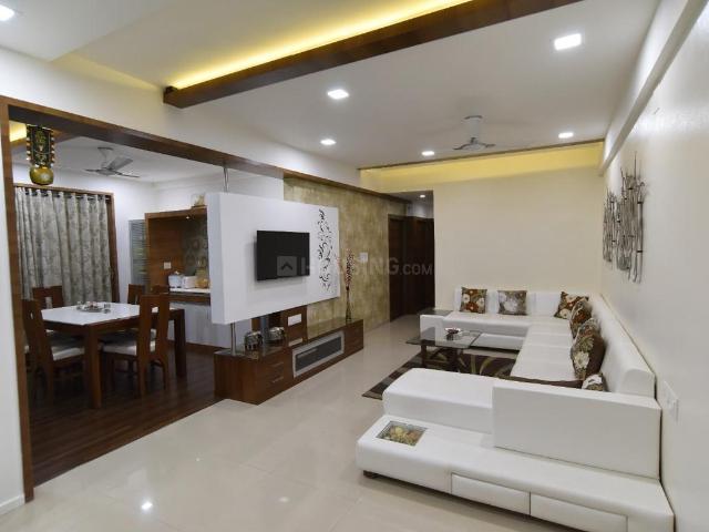 3 BHK Apartment in Jodhpur for resale Ahmedabad. The reference number is 21061996