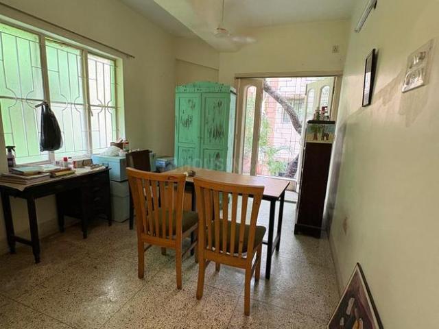 3 BHK Apartment in Jodhpur Park for resale Kolkata. The reference number is 21006433