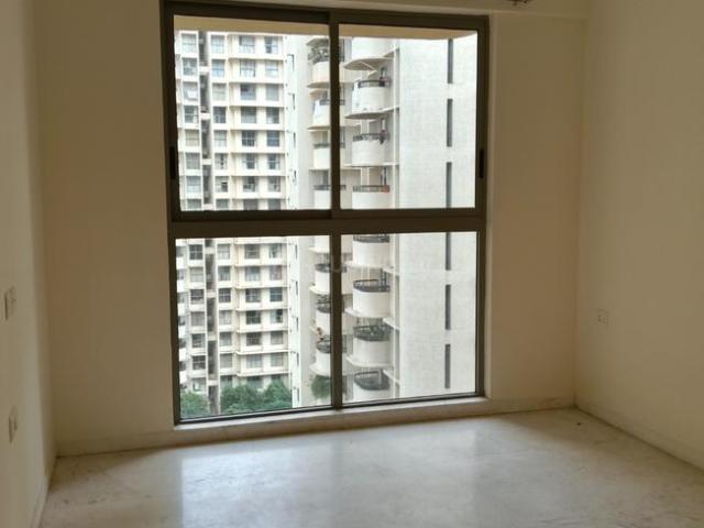 3 BHK Apartment in Jogeshwari West for rent Mumbai. The reference number is 20989044