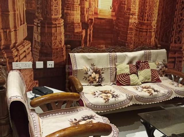 3 BHK Apartment in Joka for rent Kolkata. The reference number is 20376534