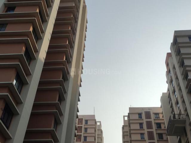 3 BHK Apartment in Joka for resale Kolkata. The reference number is 18148842