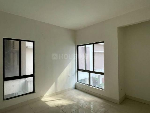 3 BHK Apartment in Joka for resale Kolkata. The reference number is 18165907