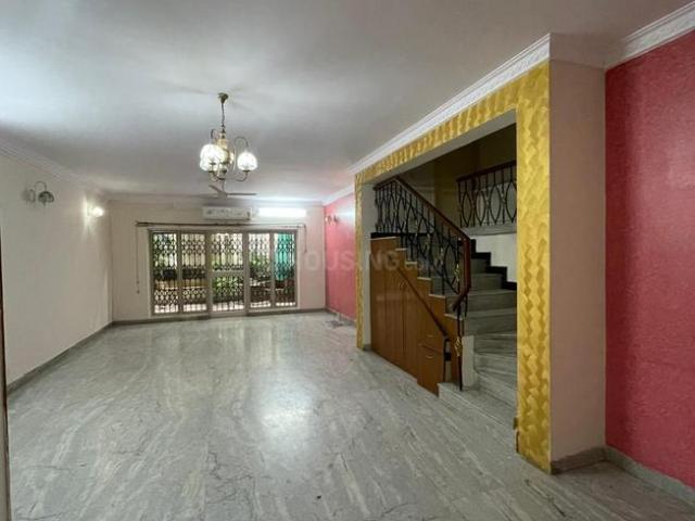 3 BHK Apartment in Jayamahal for rent Bengaluru. The reference number is 21070630