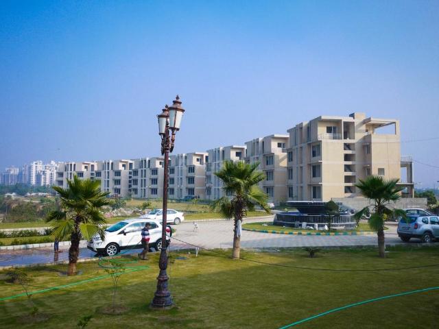 3 BHK Apartment in Jaypee Greens for rent Greater Noida. The reference number is 19583463