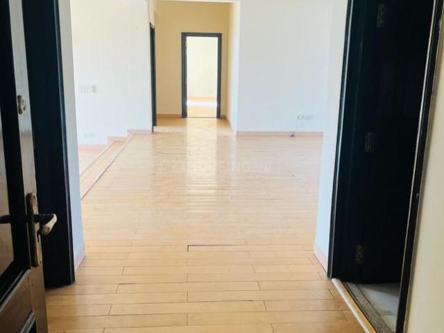 3 BHK Apartment in Jaypee Greens for rent Greater Noida. The reference number is 19864701