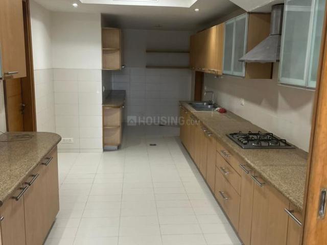 3 BHK Apartment in Jaypee Greens for resale Greater Noida. The reference number is 19878584