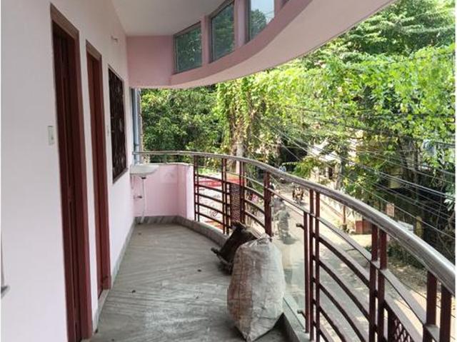 3 BHK Apartment in Jadavpur for resale Kolkata. The reference number is 21132629