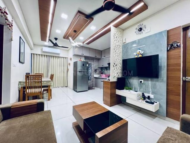 3 BHK Apartment in Jagatpur for rent Ahmedabad. The reference number is 19812239