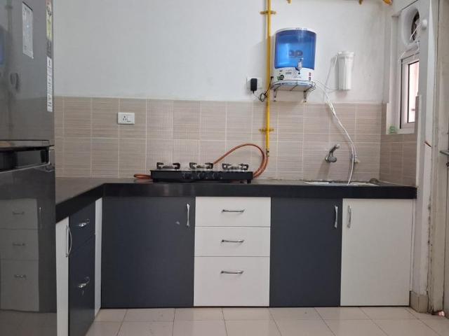 3 BHK Apartment in Jagatpur for rent Ahmedabad. The reference number is 20235250