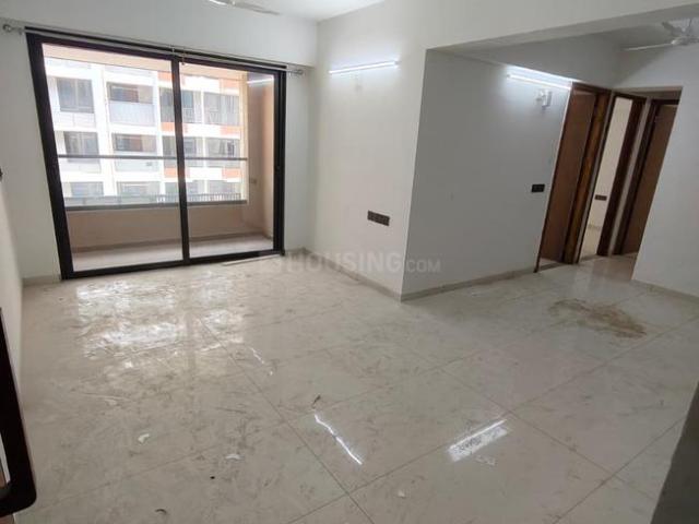 3 BHK Apartment in Jagatpur for rent Ahmedabad. The reference number is 20415432