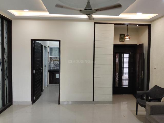 3 BHK Apartment in Jagatpur for rent Ahmedabad. The reference number is 21022584