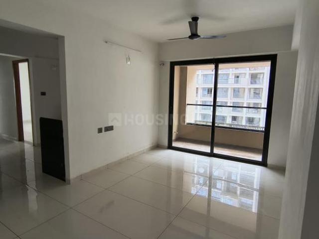 3 BHK Apartment in Jagatpur for rent Ahmedabad. The reference number is 21120179