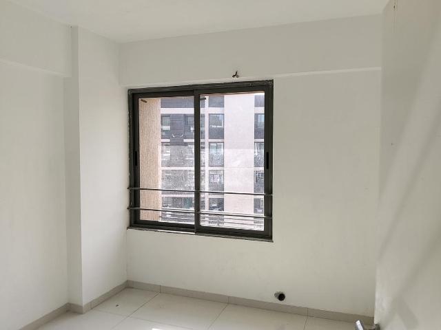 3 BHK Apartment in Jagatpur for rent Ahmedabad. The reference number is 21177659