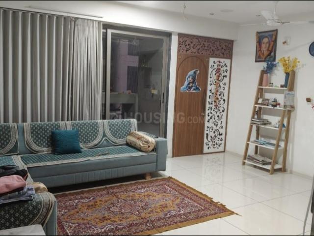 3 BHK Apartment in Jagatpur for rent Ahmedabad. The reference number is 21329747