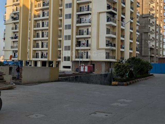 3 BHK Apartment in Jalil Pur for rent Varanasi. The reference number is 16390379