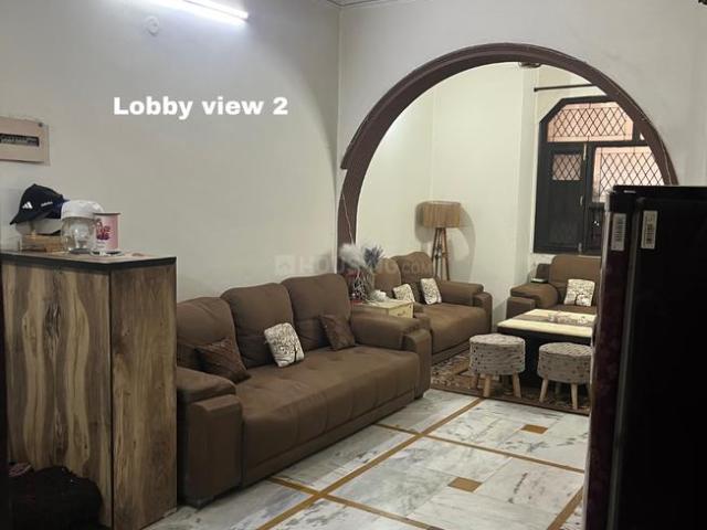 3 BHK Apartment in Jamia Nagar for resale New Delhi. The reference number is 20857552