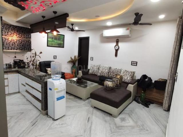 3 BHK Apartment in Janakpuri for resale New Delhi. The reference number is 10219775