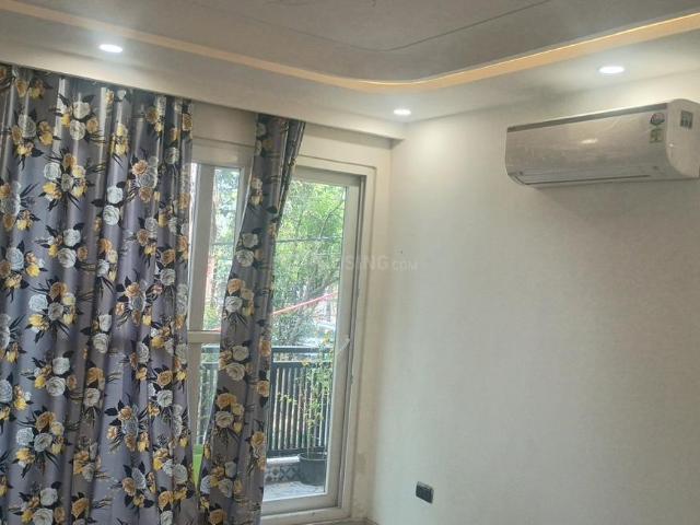 3 BHK Apartment in Jangpura for resale New Delhi. The reference number is 20481873